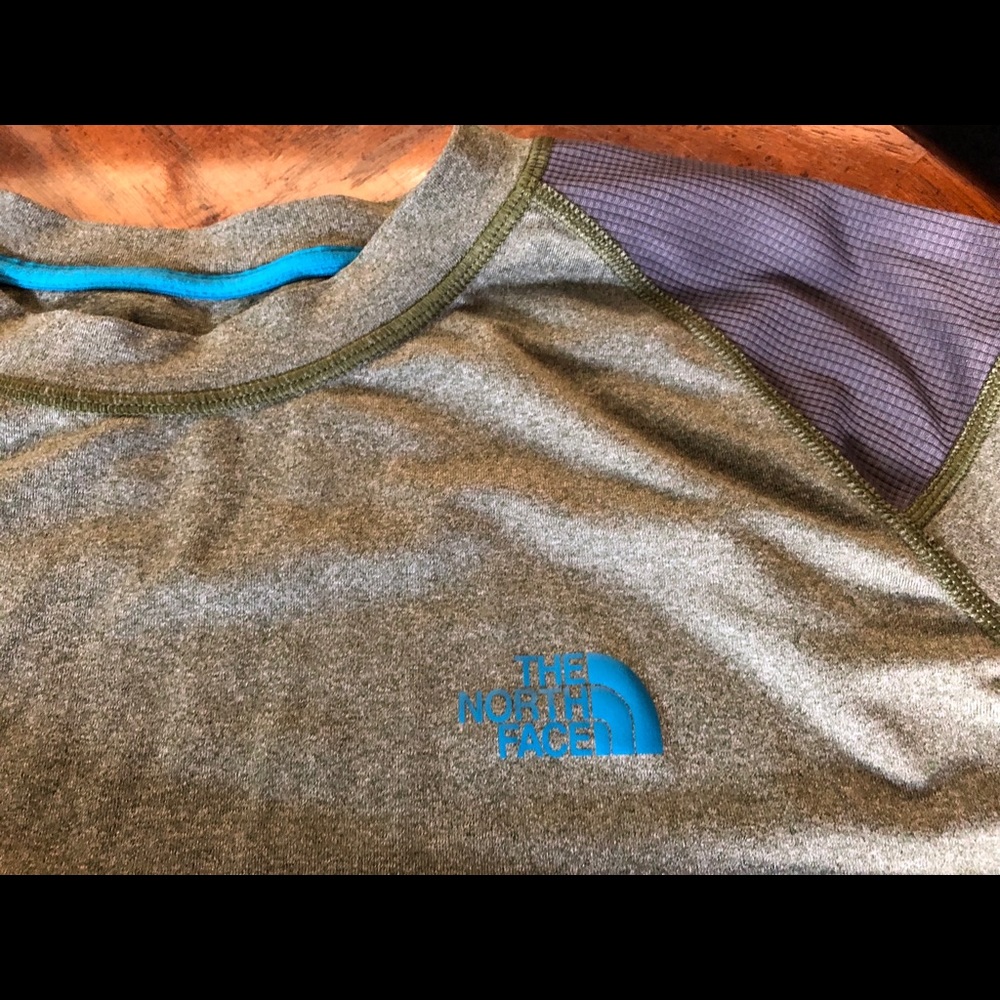 XL North Face Dry-Fit Shirt